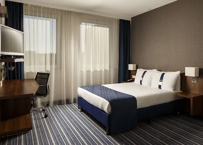 阿姆斯特丹斯特劳戴克智选假日酒店 酒店