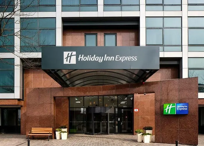 Express - Sloterdijk Station By Ihg