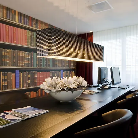 Express - Sloterdijk Station By Ihg 3*